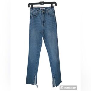 Zara Medium Wash High Rise Slim Jeans With‎ Slit Hem Size 0